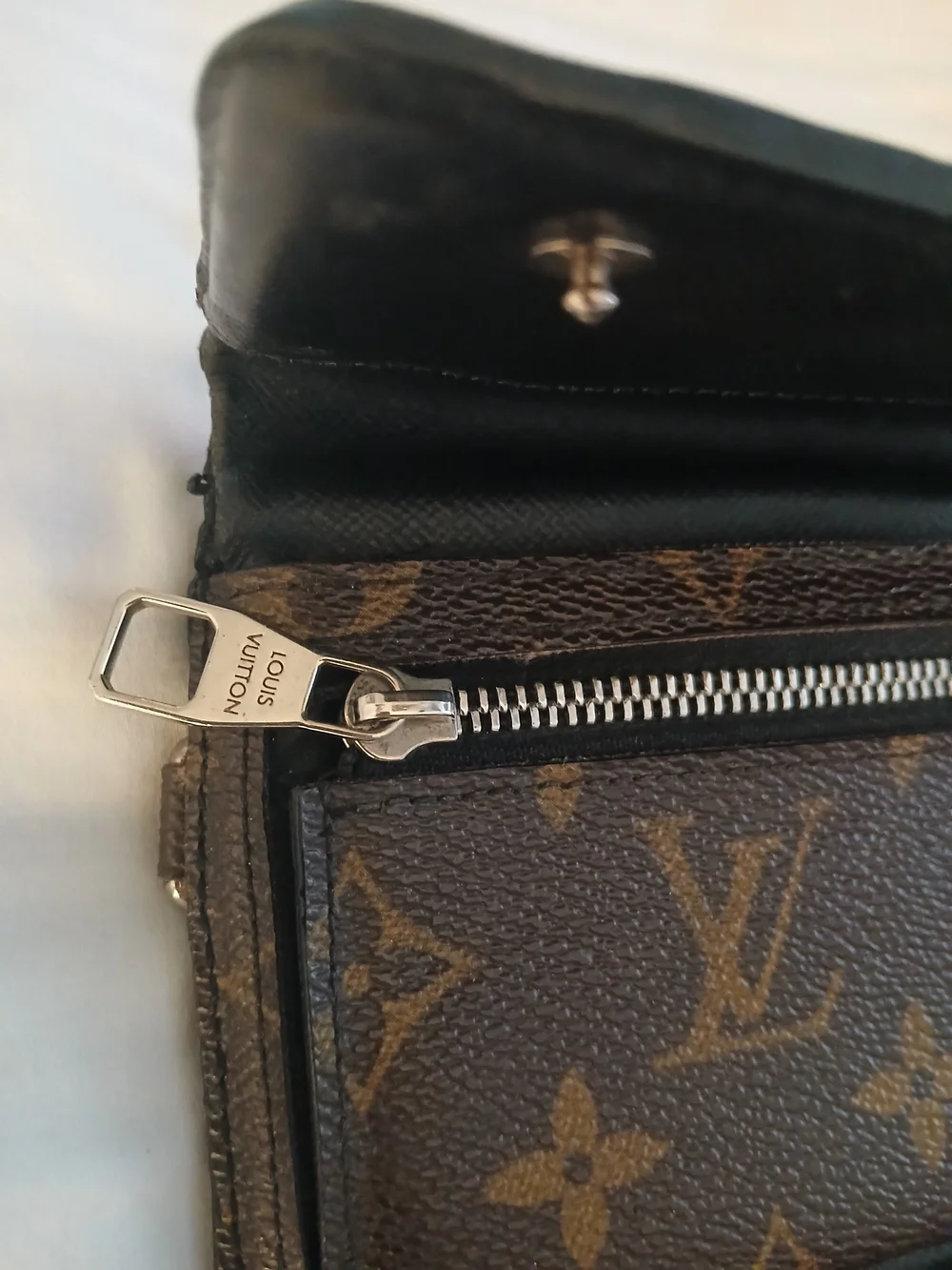 Louis Vuitton Monogram Macassar